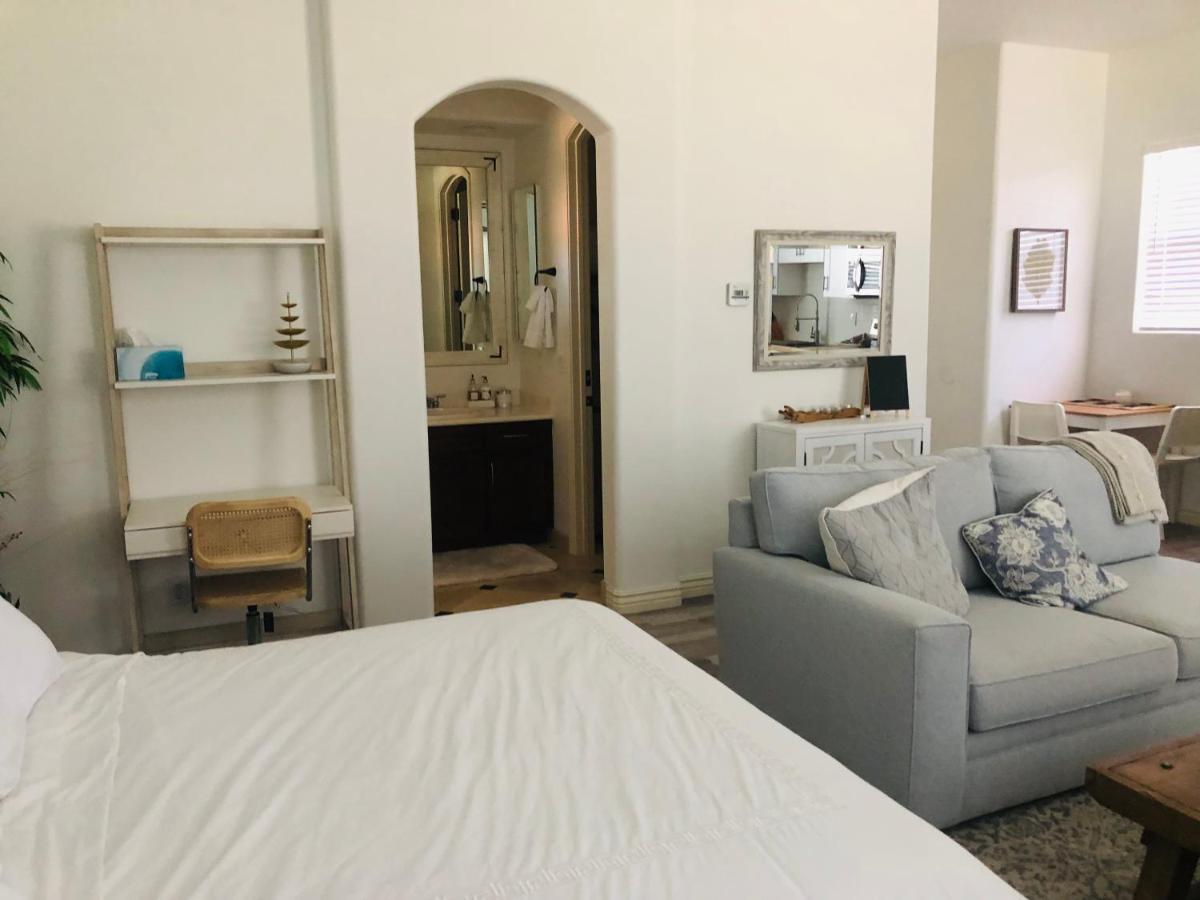 Beautiful Private Casita/Guesthouse W/ Kitchen, Access To Pool/Spa Goodyear Exteriör bild