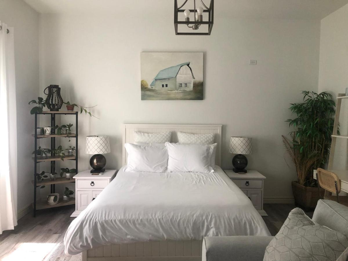 Beautiful Private Casita/Guesthouse W/ Kitchen, Access To Pool/Spa Goodyear Exteriör bild